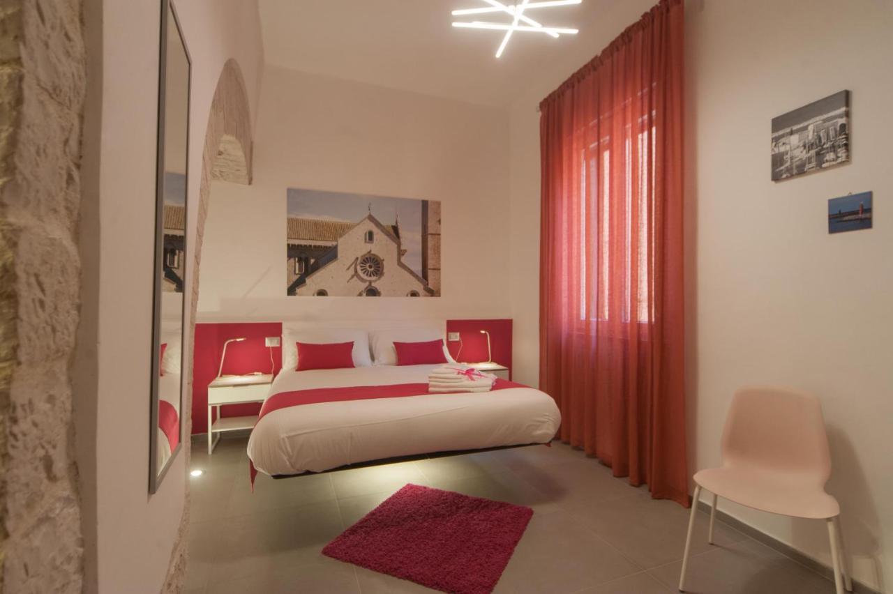 La Cattedrale Dai Tetti Bed & Breakfast Trani Exterior photo