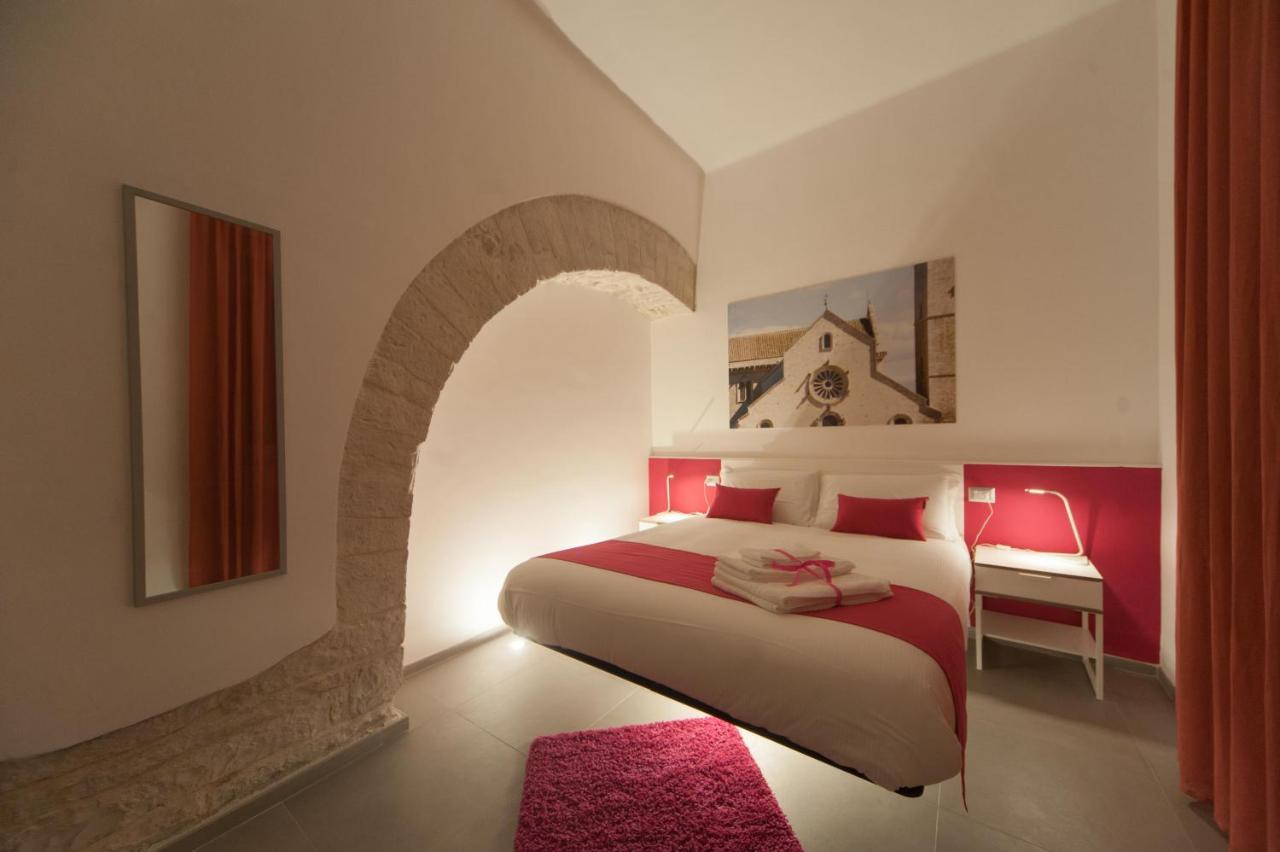 La Cattedrale Dai Tetti Bed & Breakfast Trani Exterior photo
